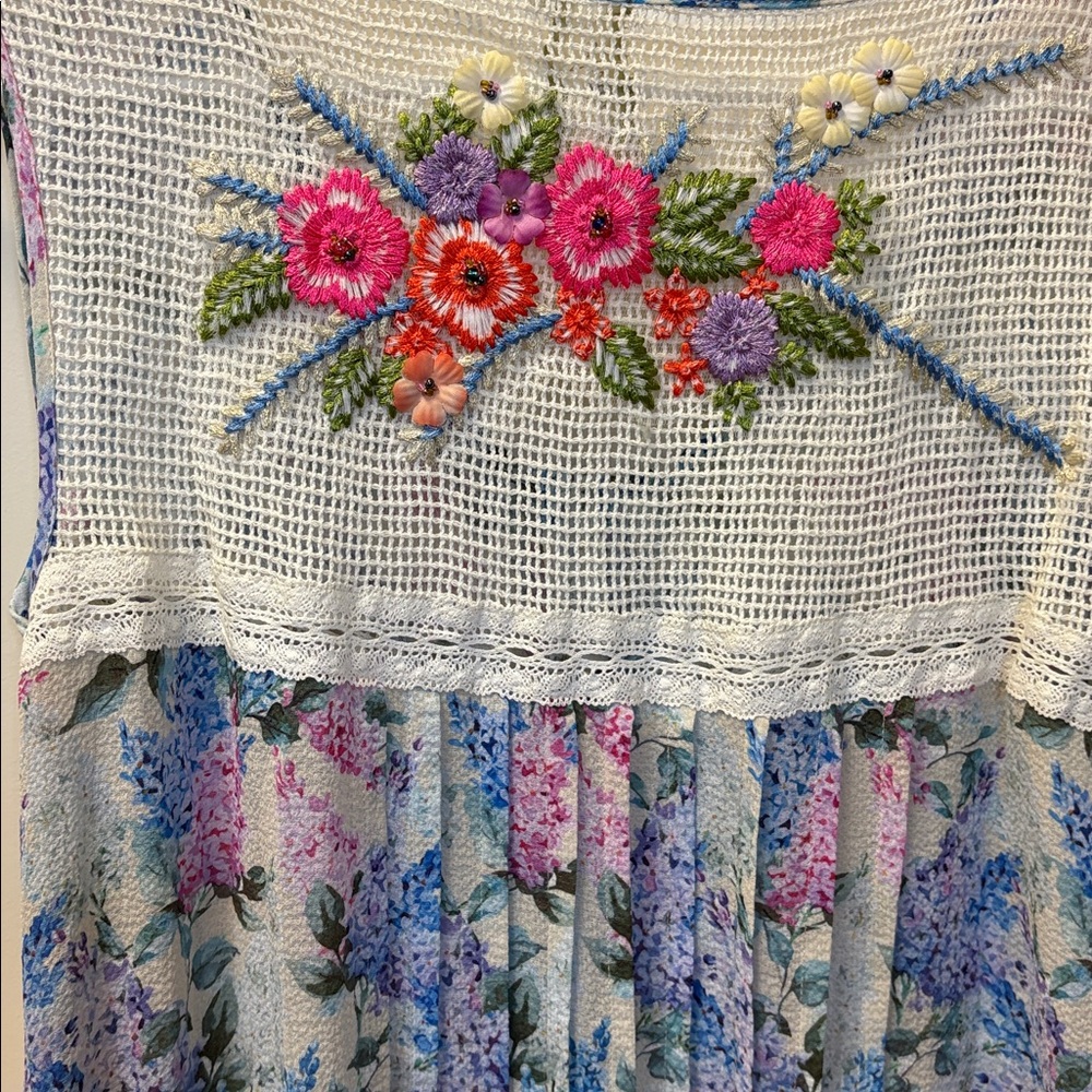 Sleeveless tunic - Picture 5 of 5